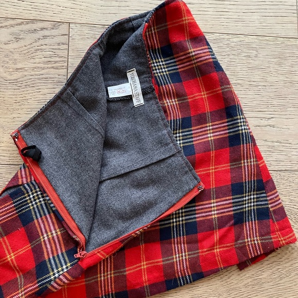 Plaid Skort size 0-2 - Picture 4 of 6